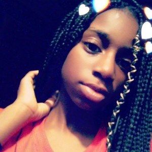 Meet your Posher, Angelina